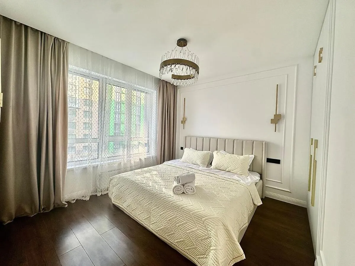 Family Deluxe Spot Apartment Almaty