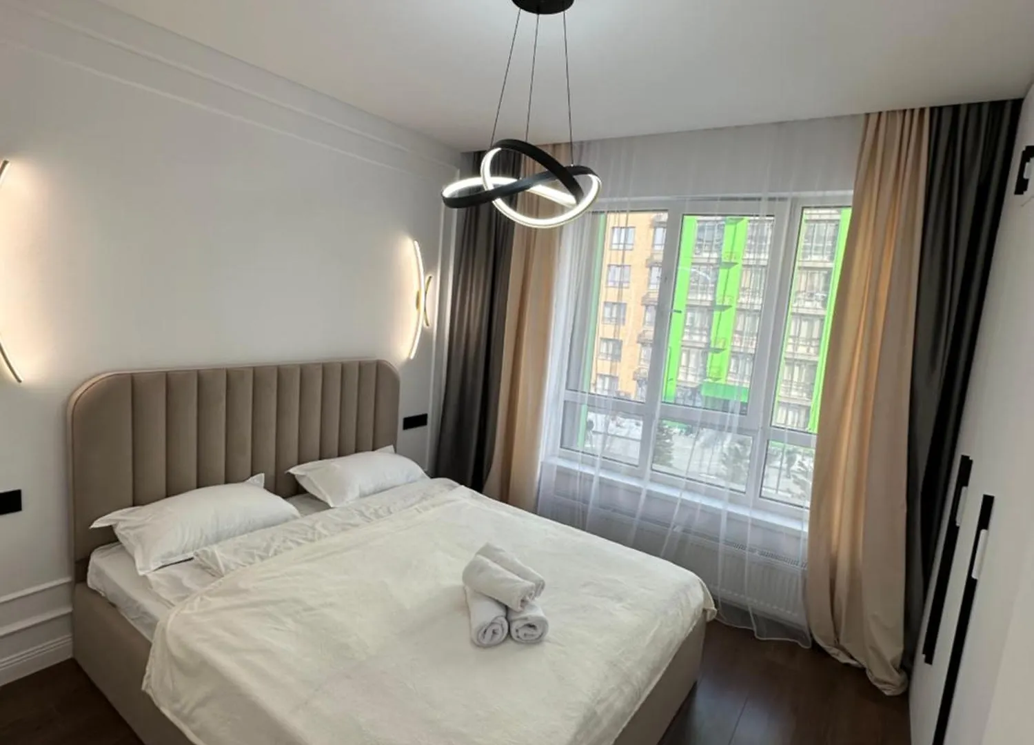 Family Deluxe Spot Apartment Almaty